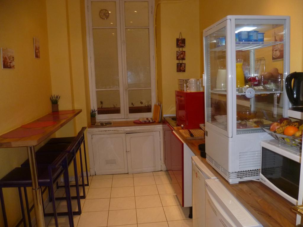 Hotel Victor Hugo Nice Bagian luar foto